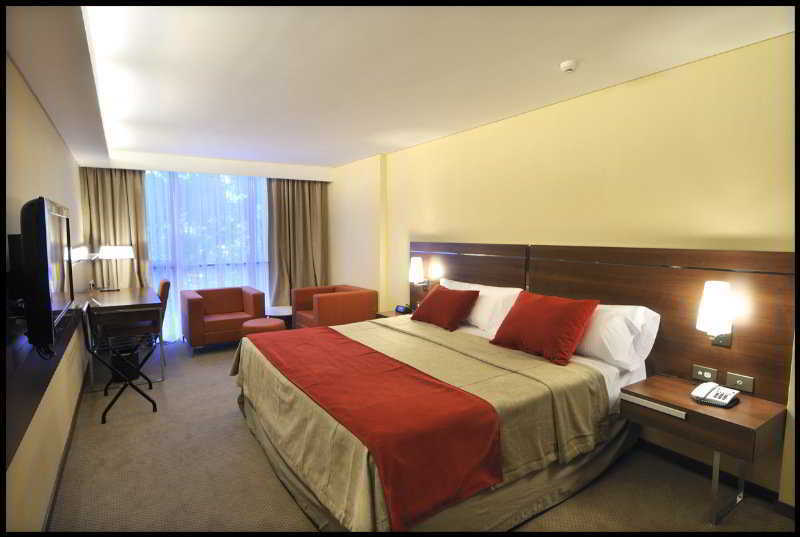 Howard Johnson La Cañada Hotel&suites 4*