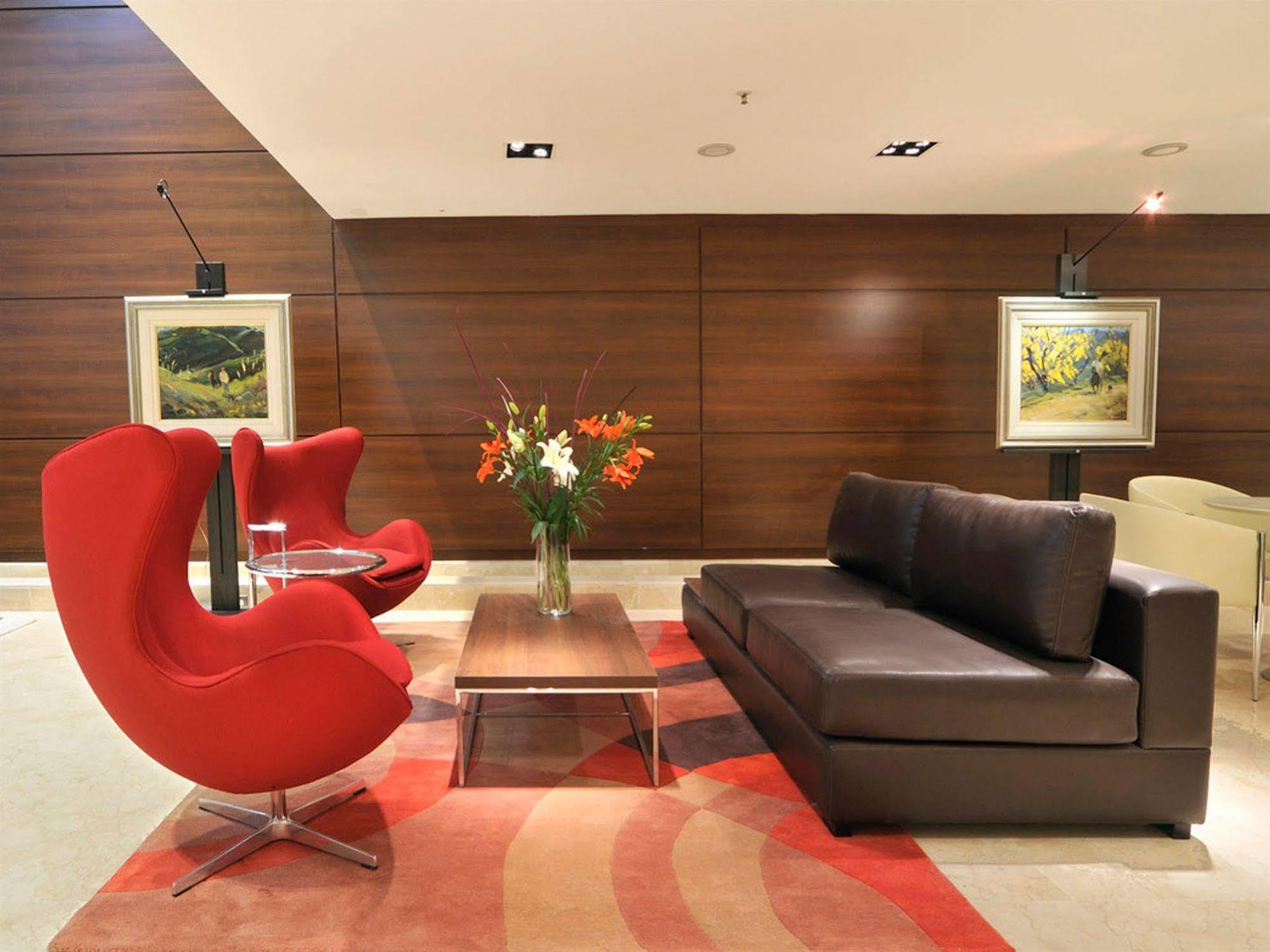 Howard Johnson La Cañada Hotel&suites 4* Córdoba