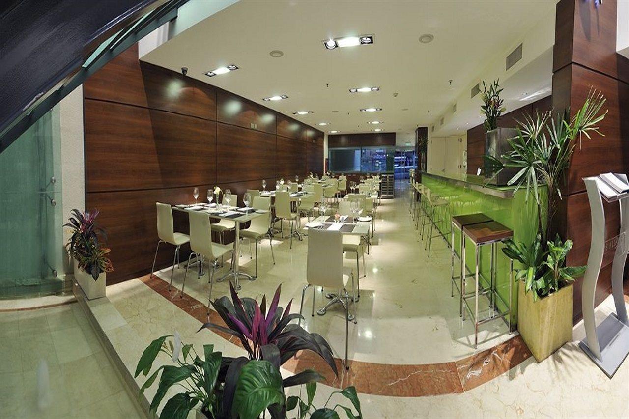 Hotel Howard Johnson La Canada & Cordoba